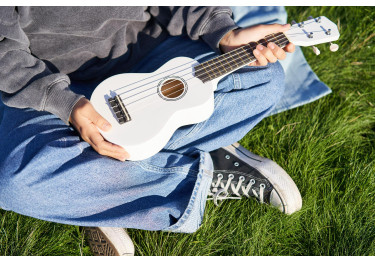 Ukulele sopranowe a koncertowe – który rodzaj wybrać?